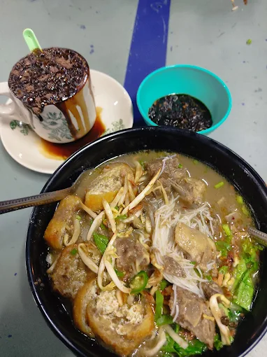 Mr Manshor Kopitiam Power