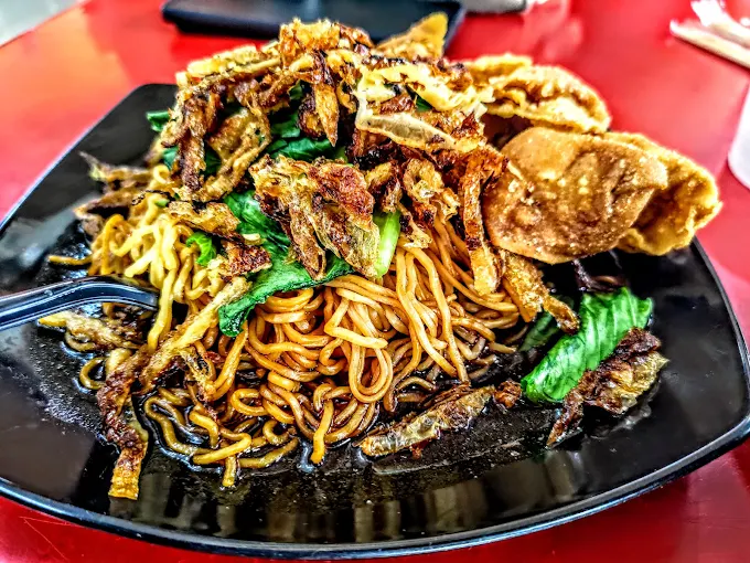 Astaka Taman Tun Sardon
