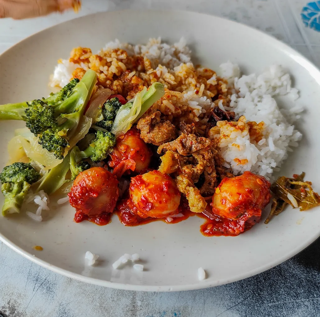 Selera Kampung & Ikan Bakar Bukit Rambai