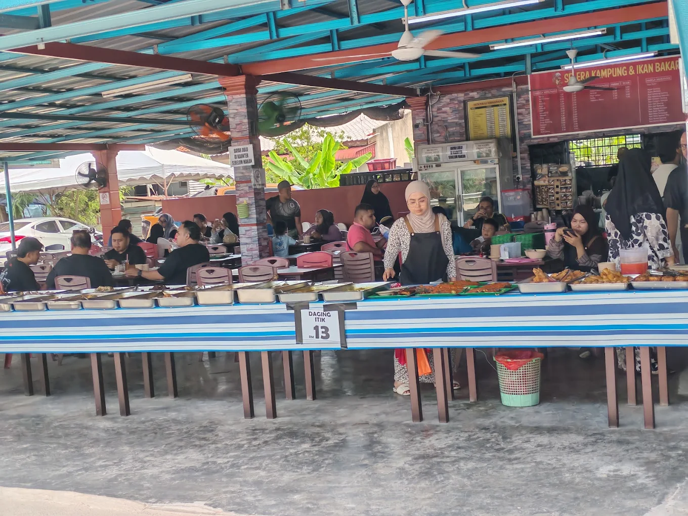Selera Kampung & Ikan Bakar Bukit Rambai
