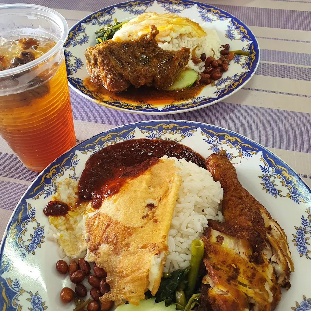 Roti Canai Kayu Arang