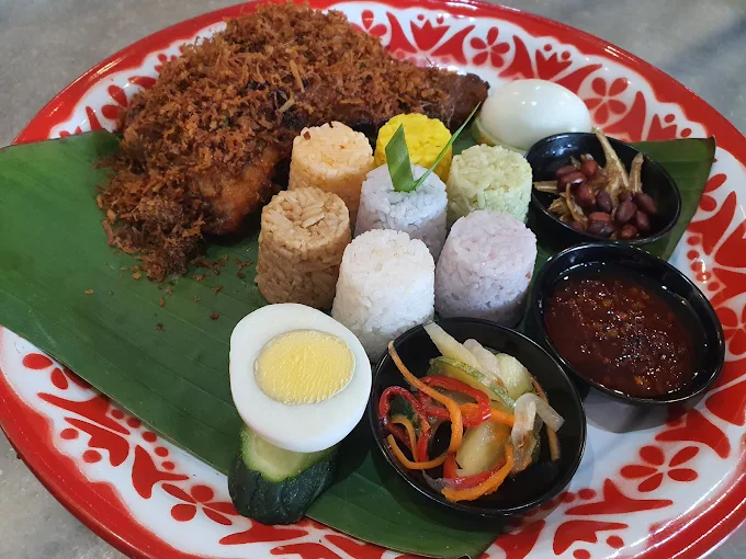 7 Warna Kopitiam @Seremban